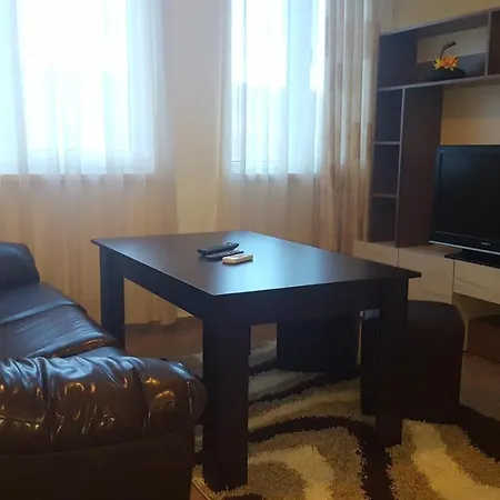 Appartement Alex Deluxe 2 *